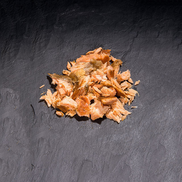 John Ross Jnr Pulled Salmon Traditionally Kiln Roasted with Cajun Spices (140g)